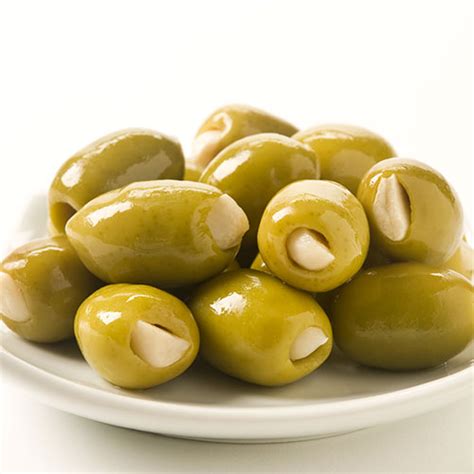 health-benefits-of-green-olives-stuffed-with-garlic-good-for-heart image