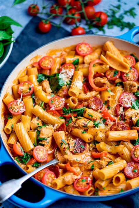 cajun-chicken-pasta-one-pot-nickys-kitchen-sanctuary image