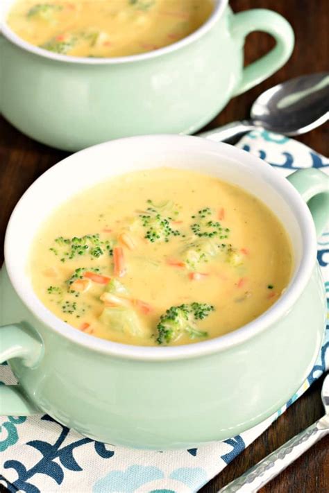 copycat-panera-broccoli-cheese-soup-recipe-shugary image
