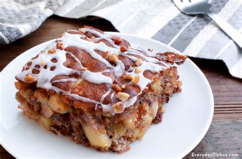 oatmeal-apple-breakfast-bake-recipe-everyday-dishes image