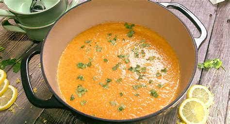 lemony-carrot-and-cauliflower-soup-recipe-i-am image