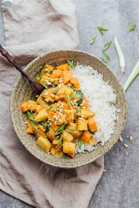 roasted-sweet-potato-and-pineapple-curry image
