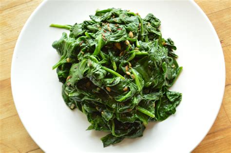 sauted-spinach-with-cumin-and-fennel-seeds image