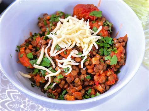 lentils-and-chorizo-recipe-cuisine-fiend image