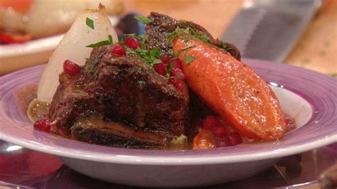 zinfully-delicious-short-ribs-recipe-rachael-ray-show image