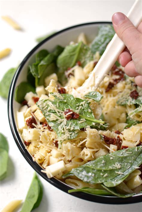 smoked-mozzarella-and-spinach-pasta-salad-simple image