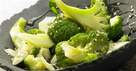 steamed-broccoli-recipe-eat-smarter-usa image