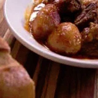 beef-stifado-greek-beef-onion-stew image