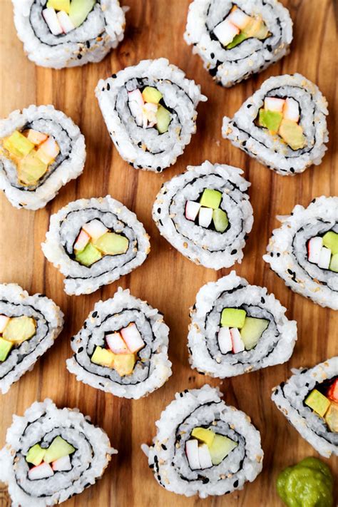 spicy-california-roll-カリフォルニアロール-pickled-plum image