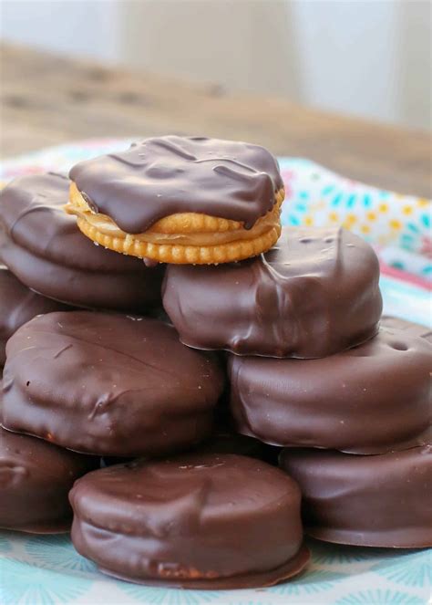 chocolate-peanut-butter-ritz-cookies-barefeet-in-the image
