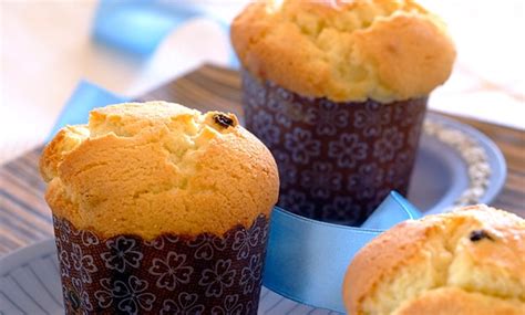 queen-cakes-recipe-bake-with-stork image