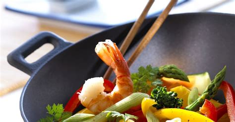 shrimp-and-vegetable-stir-fry-recipe-eat-smarter-usa image