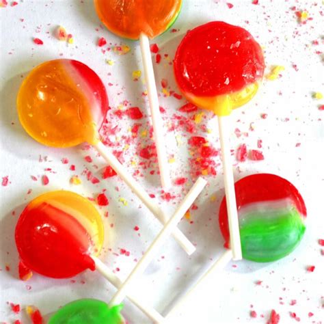 14-fun-easy-homemade-lollipop-recipes-snappy-living image