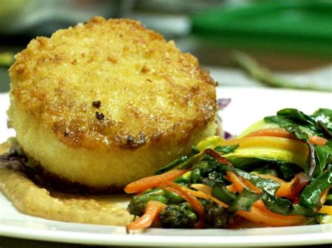 saffron-salmons-dungeness-crab-cakes image