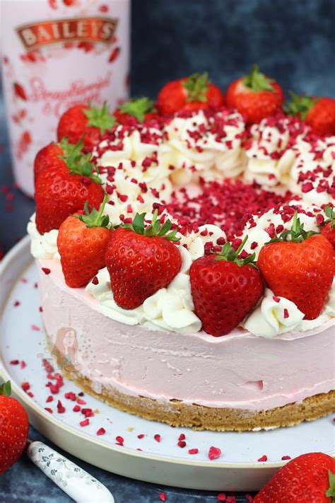 baileys-strawberries-cream-cheesecake-janes image