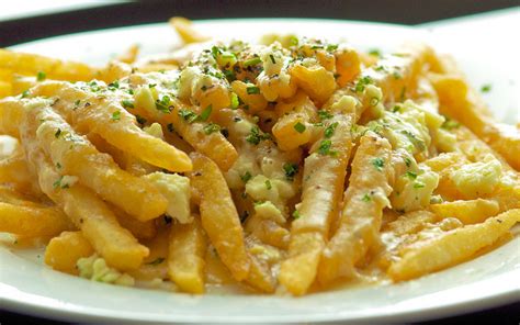 gorgonzola-fries-adding-a-scoop-of-cheesy-goodness image