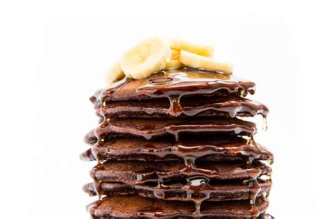 double-chocolate-stout-pancakes-on-bakespacecom image