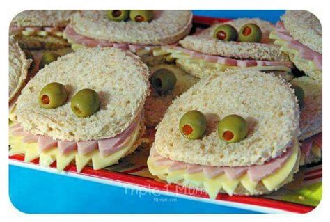 40-best-halloween-sandwiches-ideas image