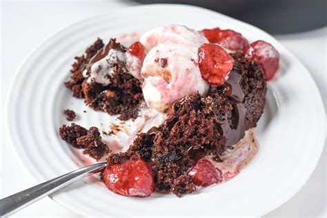 easy-chocolate-cake-recipe-in-the-crock-pot-slow image