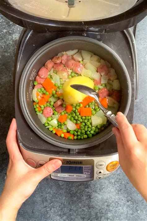 super-easy-chinese-rice-cooker-fried-rice-izzycooking image
