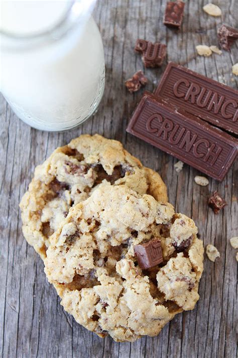 crispy-chocolate-chip-crunch-oatmeal-cookies image