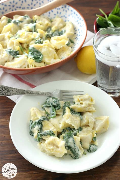 tortellini-with-spinach-and-lemon-cream-sauce-a image