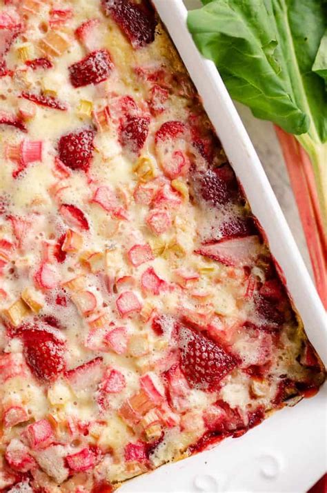 strawberry-rhubarb-custard-dessert-the-creative-bite image