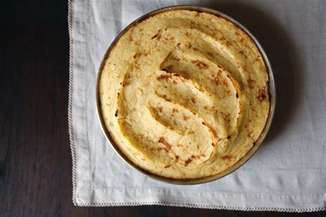 vegan-lentil-shepherds-pie-with-parsnip-and-and image