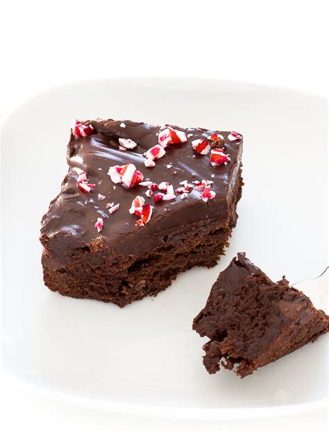 how-to-make-the-best-peppermint-brownies-chef-savvy image