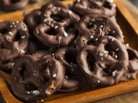 simple-chocolate-covered-pretzels image