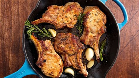 best-pork-chops-recipe-how-to-make-baked-pork image