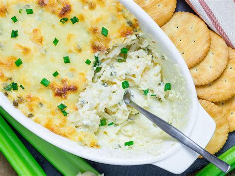 hot-dungeness-crab-dip-olivers-markets image