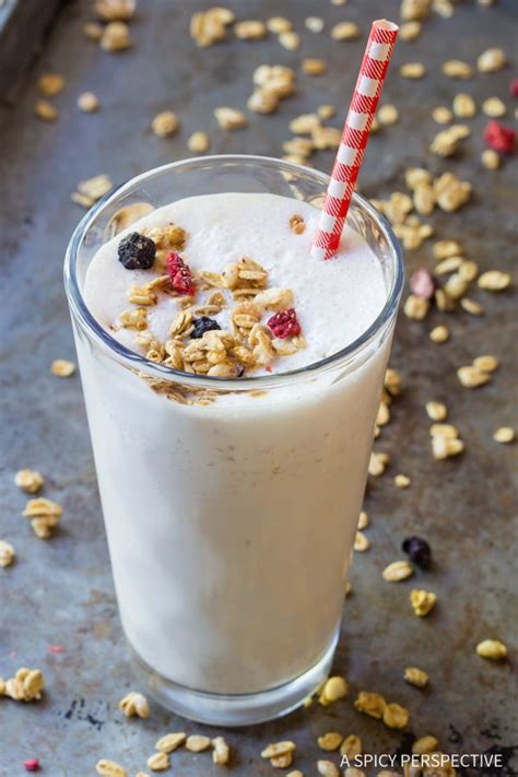 milk-and-cereal-smoothie-a-spicy-perspective image