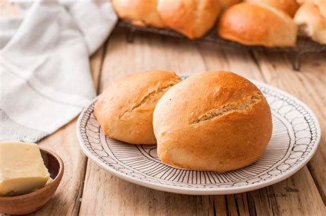 make-your-own-mexican-bolillo-bread-with-only-6 image