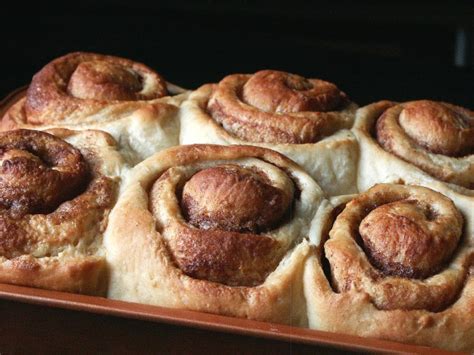 super-soft-fluffy-cinnamon-rolls-i-cook-and-paint image
