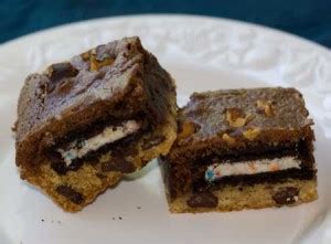 chocolate-chip-oreo-brownie-bars-cookie-madness image