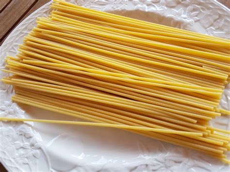 bucatini-the-spaghetti-with-a-hole-the-pasta-project image