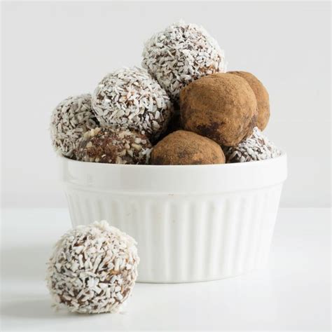 40-easy-protein-ball-recipes-and-energy-bite image