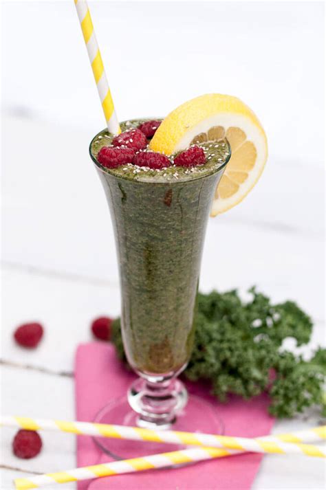 kale-spinach-smoothie-vegan-family image