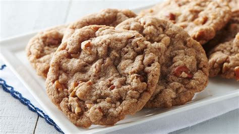 cinnamon-toffee-pecan-cookies-recipe-pillsburycom image