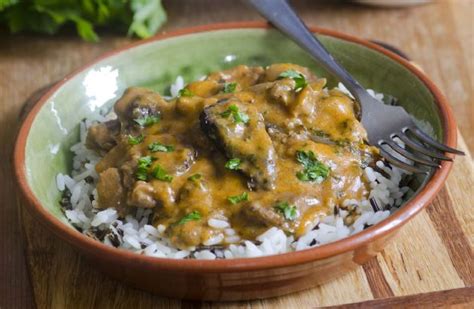 easy-slow-cooker-beef-and-mushrooms image