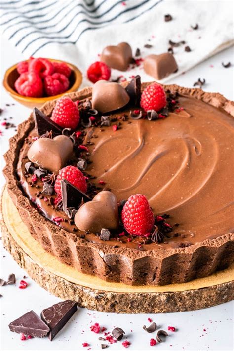 no-bake-chocolate-cheesecake-pie-pies image