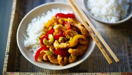 chicken-and-cashew-nut-stir-fry-recipe-bbc-food image