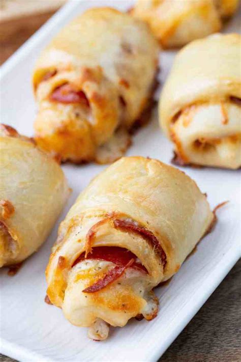 easy-pepperoni-rolls-with-pizza-dough-gift-of image