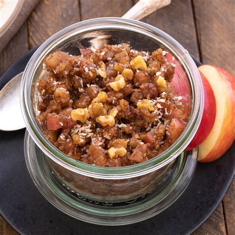 easy-apple-compote-with-maple-syrup-a-foodcentric image