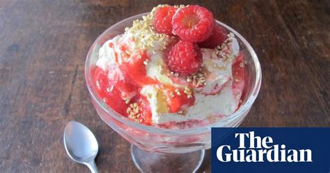 how-to-make-the-perfect-cranachan-dessert-the image