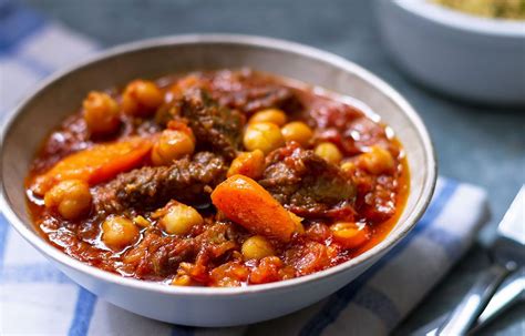 spiced-braised-beef-with-chickpeas-recipe-eatwell101 image