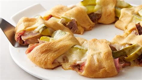 easy-cuban-sandwich-crescent-ring-recipe-pillsburycom image