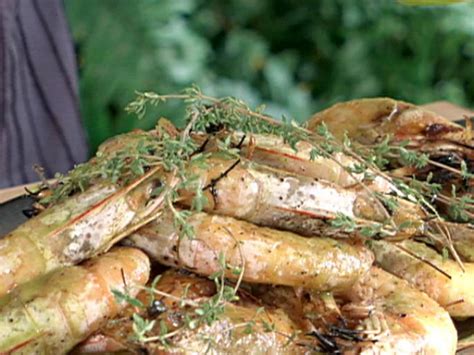 grilled-prawns-with-habanero-toasted-garlic-vinaigrette image