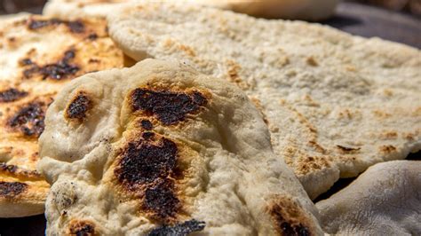 the-story-behind-soft-matzah-for-passover-the image